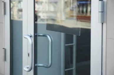porta negozio vetro